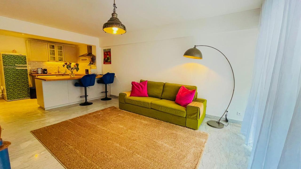 Apartmán Elegant, Spacious, Central Nice Exteriér fotografie